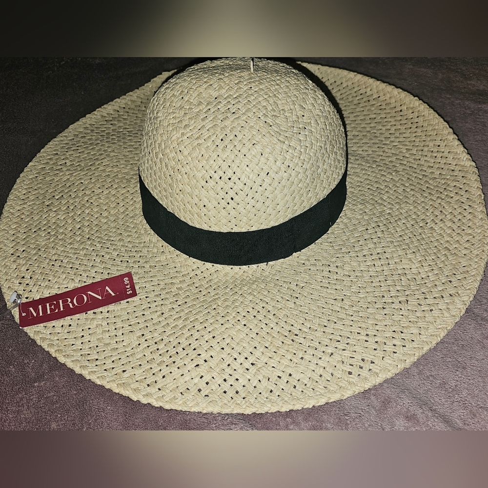Merona Beige Straw Hat with Black Band